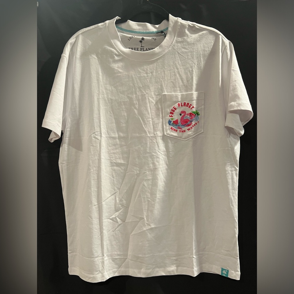 Brand new Free planet t shirt Size medium